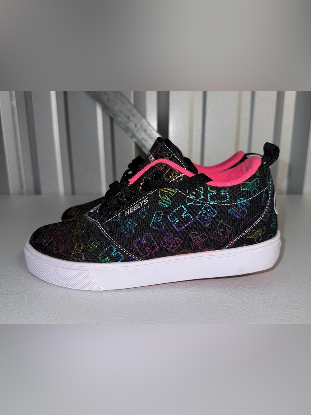 HEELYS Big Girls Pro 20 Doodle Print Wheeled Skate Casual Sneakers Size 4 YTH